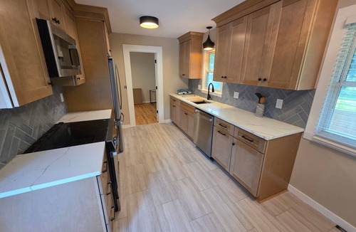 West Bloomington House | Spacious 5-bedroom house in Bloomington