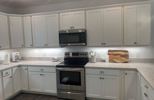 Anglers Park House | Spacious, Completely Renovated 3BR Keys Getaway By John Pennekamp & Restaurants