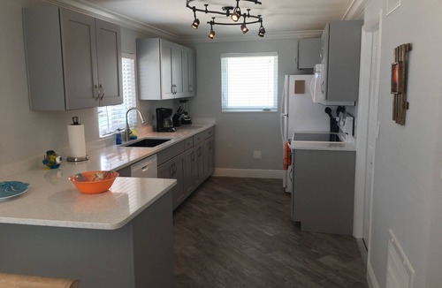 Marathon House | SPECTACULAR! PRIVATE POOL, OCEAN FRONT, & DOCK Sister house nextdoor VRBO#770357