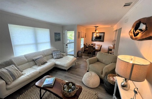 St. Augustine Beach Apartment | St Augustine Beach Condo 3/5 Min Walk Beach/Cafes