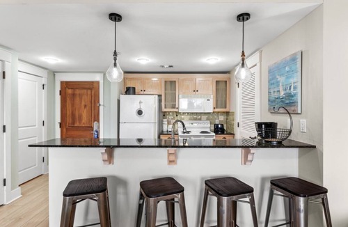Baytowne Wharf Condo | Stylish 2BR/2BA Resort Condo In Baytowne Wharf