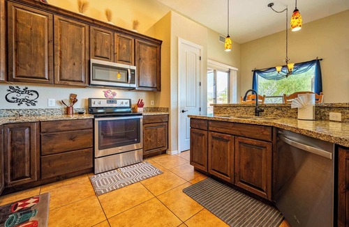 Apache Junction House | ‼️ Superstition Gecko | 3BR Retreat w/Mtn Views