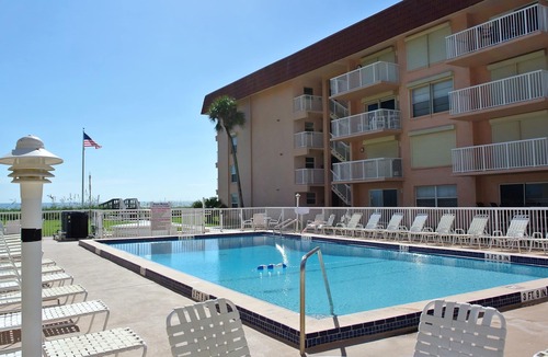 Cocoa Isles Condo | Swell Life in CB 2/2 Direct Ocean View Condo near Downtown CB
