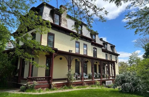 Seneca Falls Villa | The Gould Residence & The Swaby Sanctuary