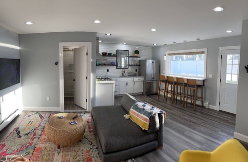 Oneonta Apartment | The Hartman’s Get Away – Cozy Retreat 2 Bedroom 8 Min to All Star Village