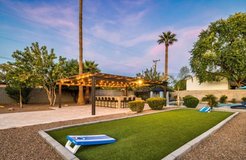 Alhambra House | The Sun Valley Estate