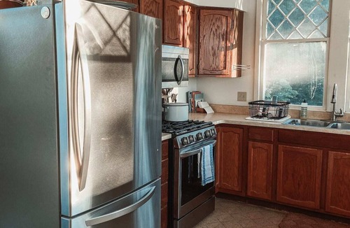 Dale House | The ultimate cottage core experience in a serene lake country setting overlooking Silver Lake - minutes from Letchworth State Park and downtown Perry, NY