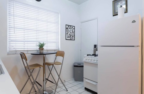 South Pointe Apartment | This comfortable Studio setup features 2 queen beds, fast WiFi, and the rare perk of FREE parking. A great home base for enjoying Miami, plus stay in the heart of South Beach’s coveted SoFi neighborhood—a short walk to the sand.