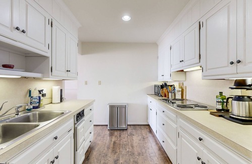 Rehoboth by the Sea Condo | Town of Dewey Beach Condo with balcony, close walk to beach