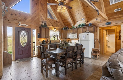 Branson Cedars Cabin | Traditional Log Cabin Near Big Cedar, PVT Fire Pit, Hot Tub, Scenic Woods, Trails End, Free Tickets!