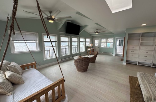 Blossvale House | Unbeatable location on the beach, walking distance to The Village of SylvanBeach