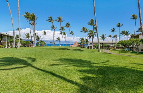 Napili Condo | Updated Studio, AC, steps to beach