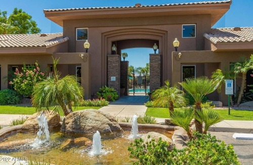 Raskin Estates Condo | Upscale Newly Remodeled Condo in Scottsdale! Amazing Location!