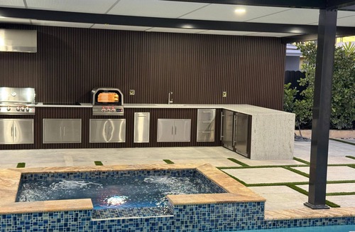 Flagami House | Welcome to Your Luxurious Retreat With A Resort Style outdoor Kitchen and pool!
