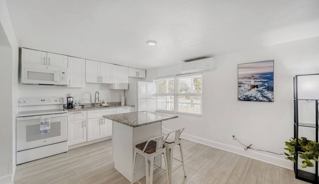 101 Charming studio in brilliant Melbourne with AC