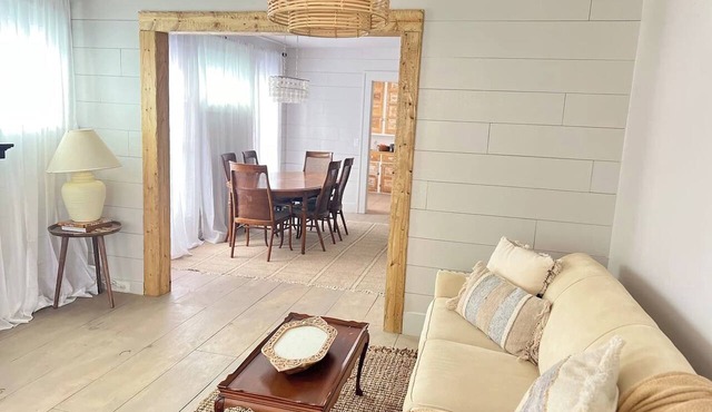 257 Midtown Boho St. Vincent Lower BRAND NEW RENO