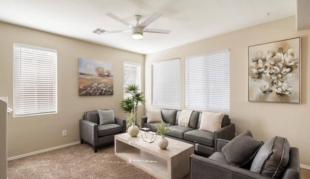 4-bedroom, 3 Bath Home in Gilbert—Pets Welcome