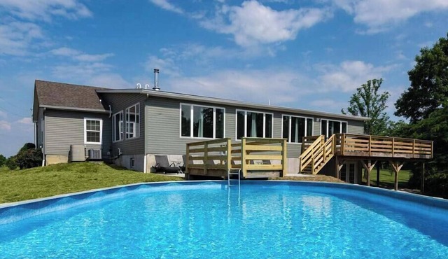 80 Acres, Pool, Game room w/Ping Pong & Billiards!