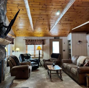Adirondack Luxury Getaway