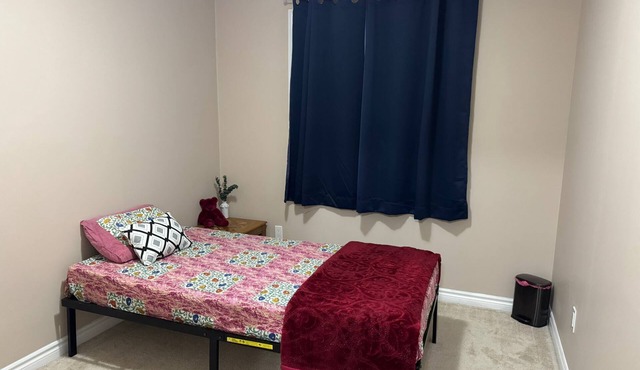 Affordable Private Room in Quiet and Clean Home