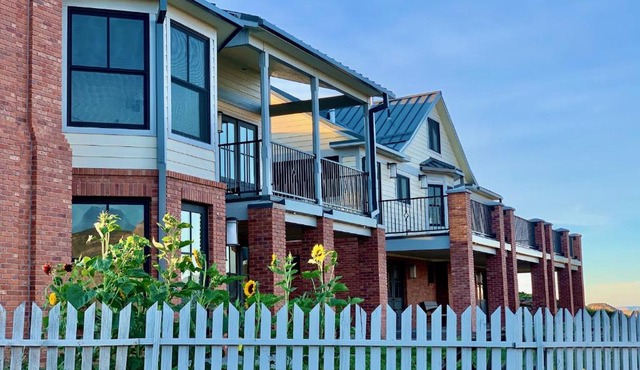 Annie's Place Bed & Breakfast