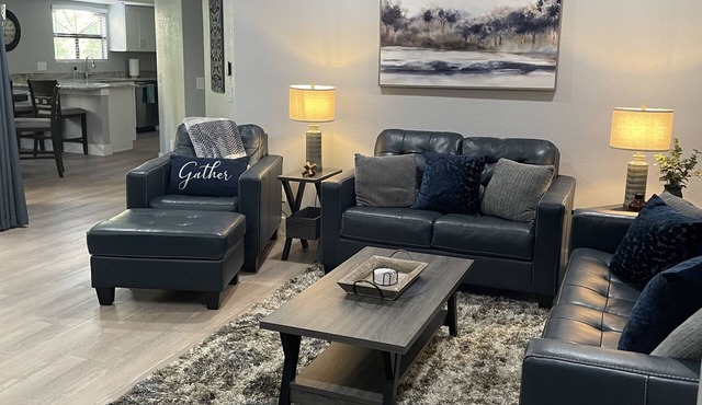 Arizona Biltmore Condo - Close to everything + free WiFi!