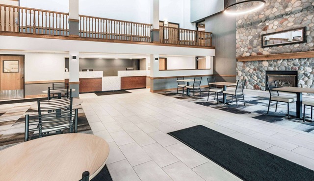 Baymont by Wyndham Brooklyn Center