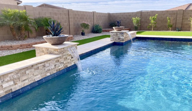 Beautiful Pool Home with optional heating in Estrella Mountain Ranch