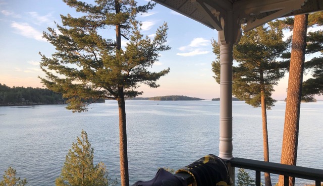 Beautiful Thousand Islands Home