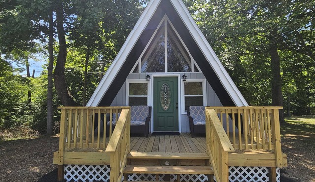 Berkeley Springs Jungle Lodge
