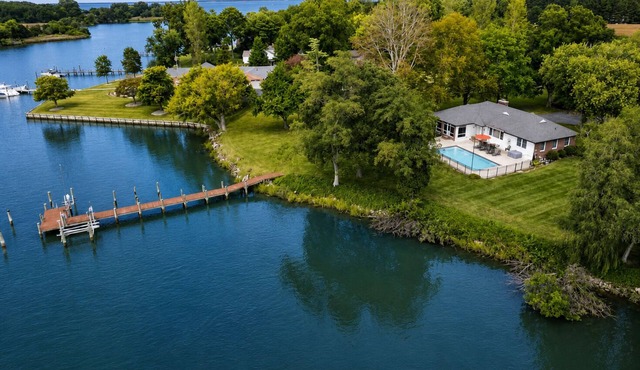 BOAT, FISH, CRAB, SWIM, RELAX! WELCOME TO YOUR EASTERN SHORE ESCAPE!