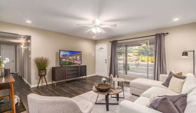 Boho Bungalow Scottsdale with Private Hot Tub