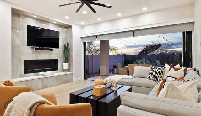 Breathtaking Wildfire Golf Views | Pool