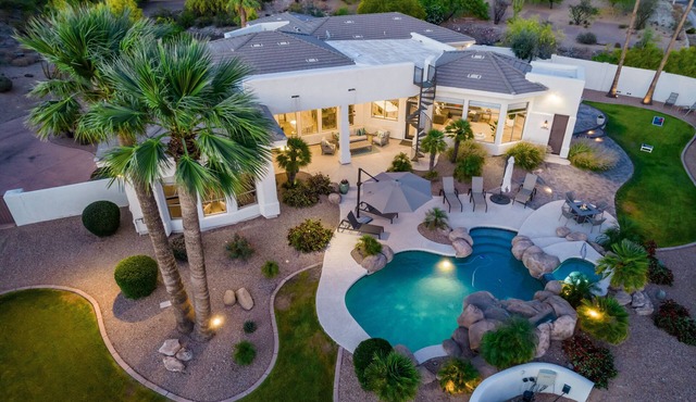 CAMELBACK MT BEAUTY PARADISE VALLEY SCOTTSDALE AREA