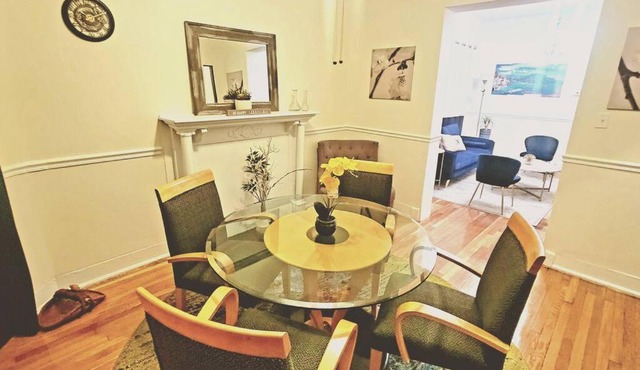 Chateau de Woodlawn - Peaceful 3 bedroom apartment.