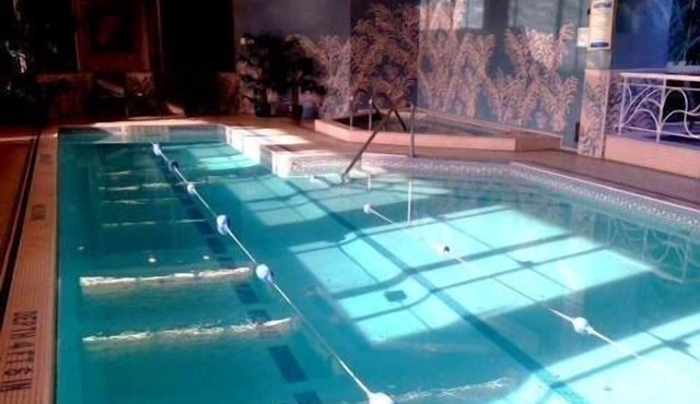 Clarion Hotel & Suites Riverfront