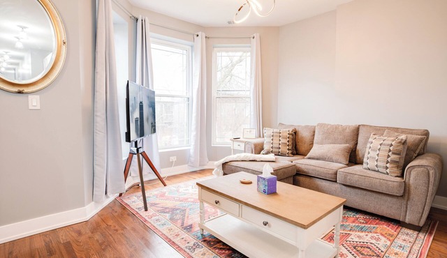 Cozy 3BR Near Obama Presidential Center, Hyde Park & UChicago
