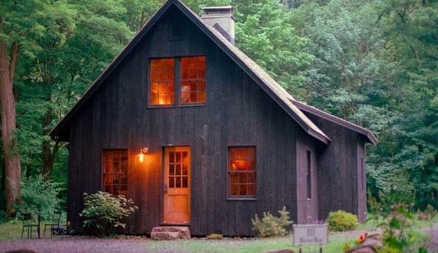 Creekside Catskills Cabin