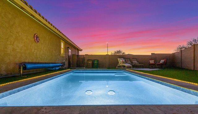 Dual King Suites-Quiet Gateway in Estrella Mt. Ra.