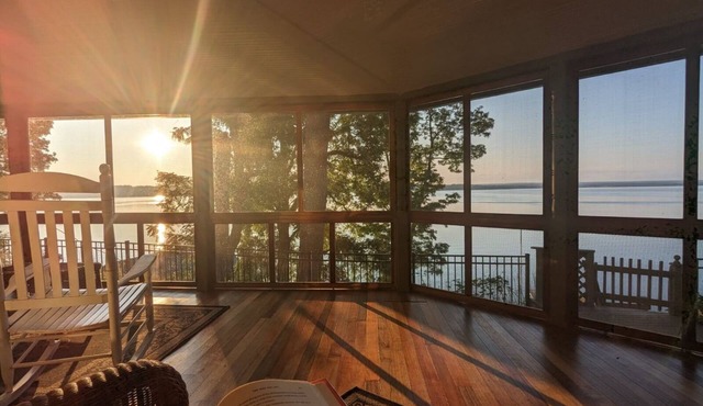 Elegant, Historical Lake House with Breath-Taking View
