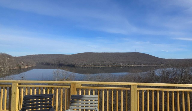 Endless Lake Views | Hot Tub + Game Room