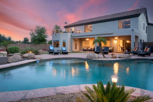 Expansive Mesa Retreat w/Private Outdoor Pool!