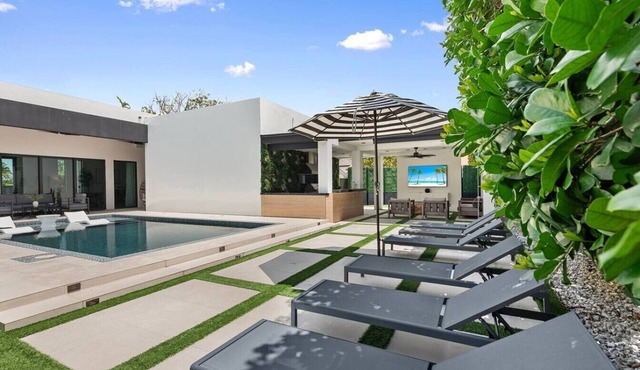 Gated Villa | Pool/Spa, Bball & Ping Pong