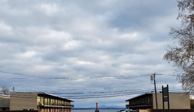 Golden Gate Lodging