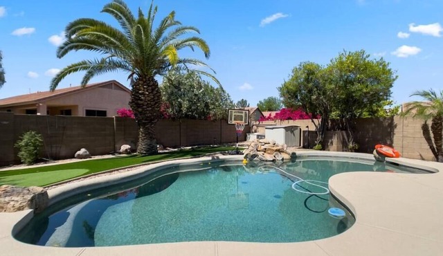 Great! Luxury Home 3bdr Private Pool Putting Green
