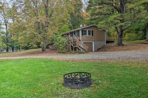 Great Valley Home w/On-Site Pond, 7 Mi to Skiing!