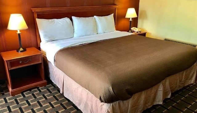 Greystone Motel