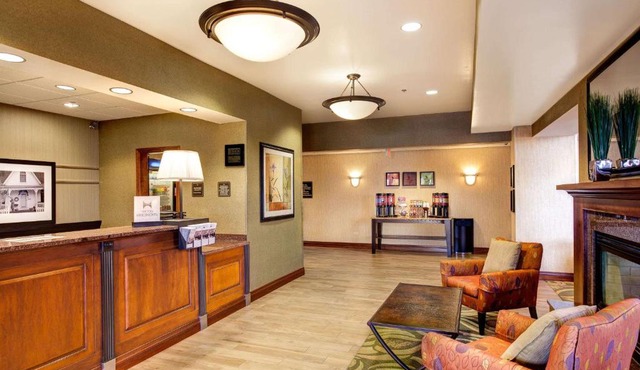 Hampton Inn & Suites Addison