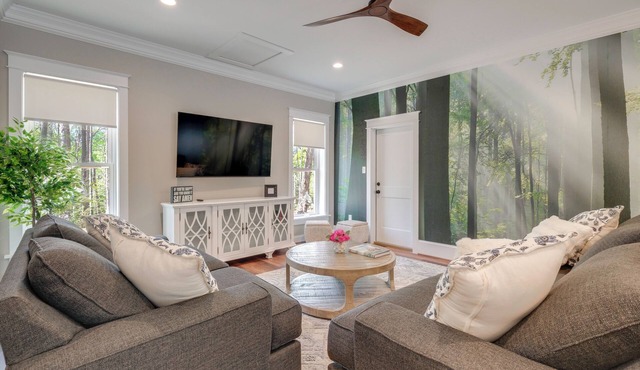 Hike, Golf & Explore! Peaceful Home in Montpelier