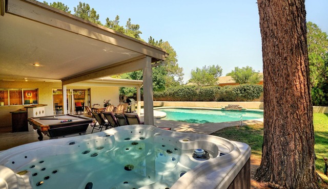 Just Listed! Kierland Home w Htd Pool and Hot tub